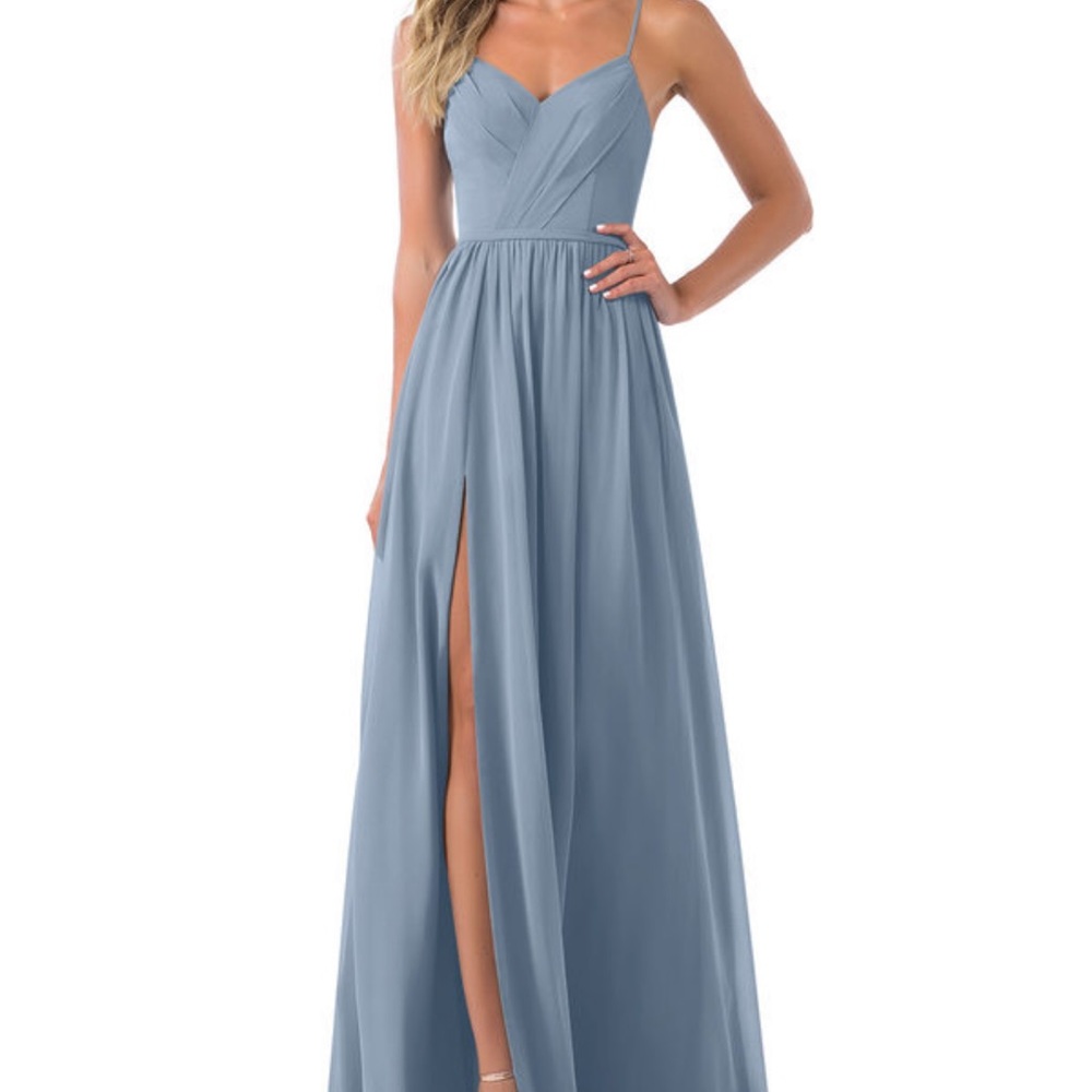 Azazie dress in dusty blue. Size A12. Has boning, padding, AND POCKETS 🤩.